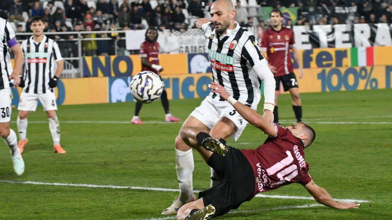 
	Un'azione del match (foto Ascoli Calcio Fc)

