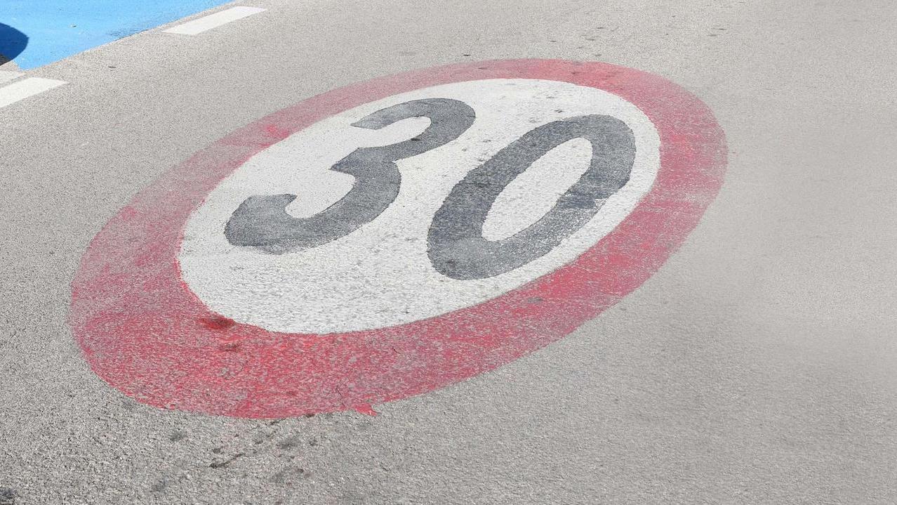 La strada provinciale 24 è danneggiata: limite di velocità a 30 chilometri orari