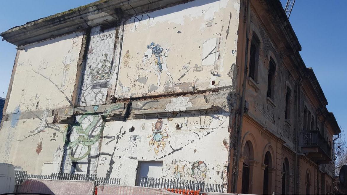 La palazzina liberty all'ex Amcm