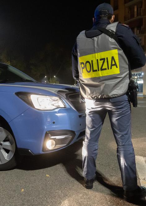 Tentate rapine in stazione