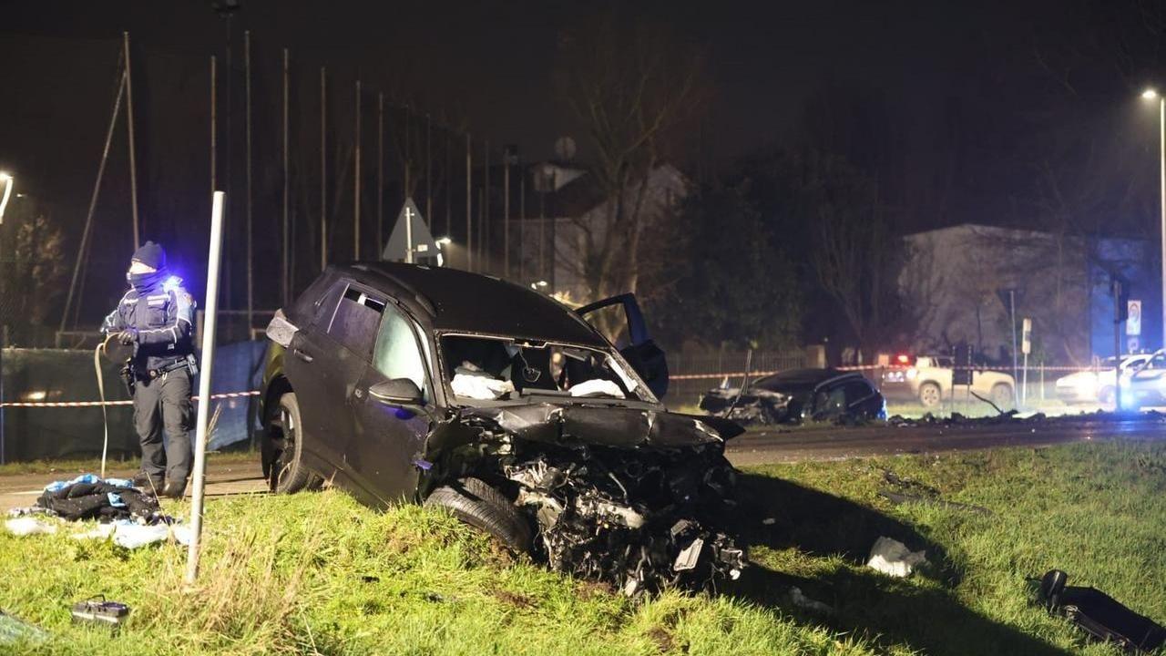 L'incidente mortale (foto di <a href="https://www.gazzettadimodena.it/modena/cronaca/2026/01/31/news/tragico-incidente-a-san-possidonio-morto-un-bimbo-di-5-anni-1.100825423">Luigi Esposito</a>)