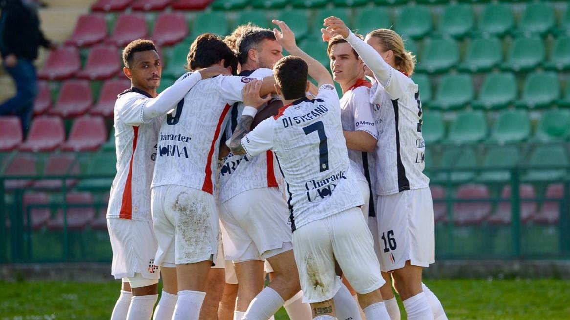 Grande Torres, a Terni un capolavoro di coraggio e cinismo