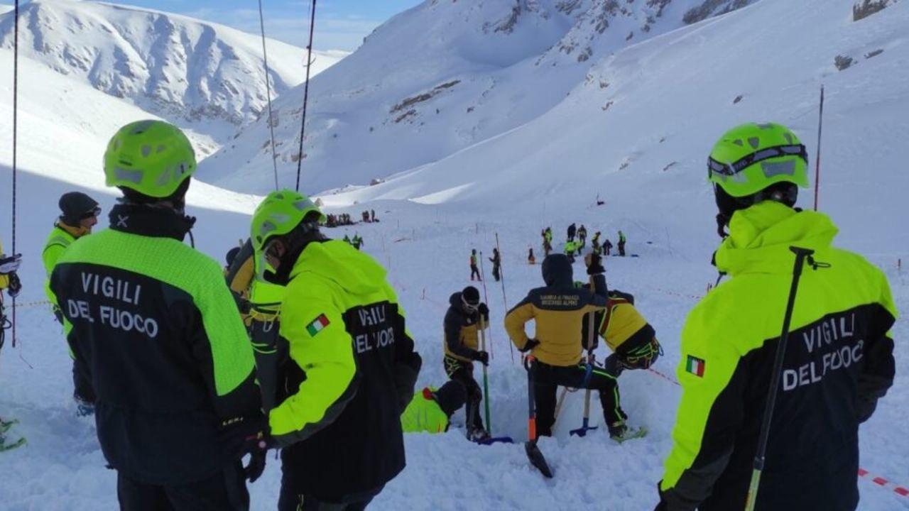 Travolto da una valanga, muore a 29 anni: era un vigile del fuoco in servizio da pochi mesi