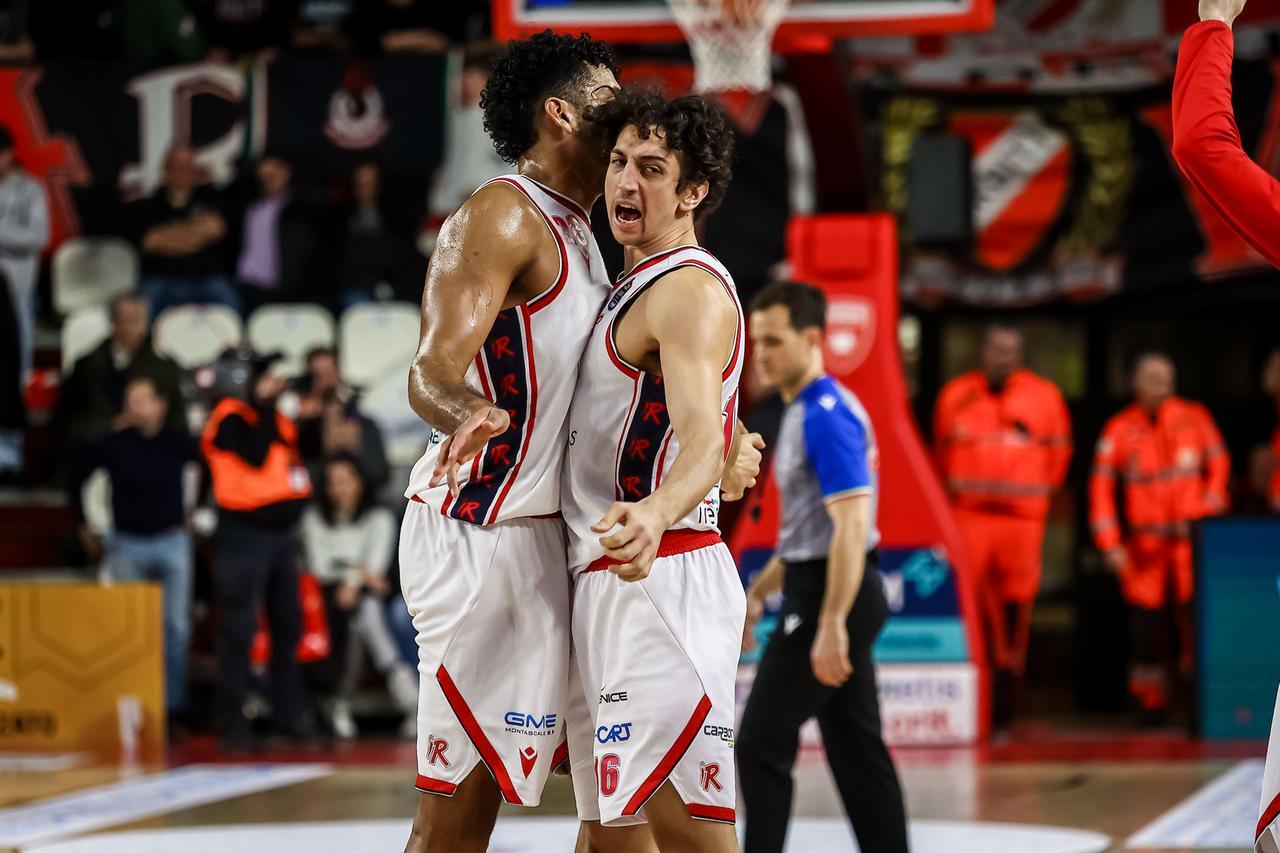 Una Hotels, con Openjobmetis Caupain e Echenique decisivi. Ecco perchè con Varese è stata una vittoria fondamentale