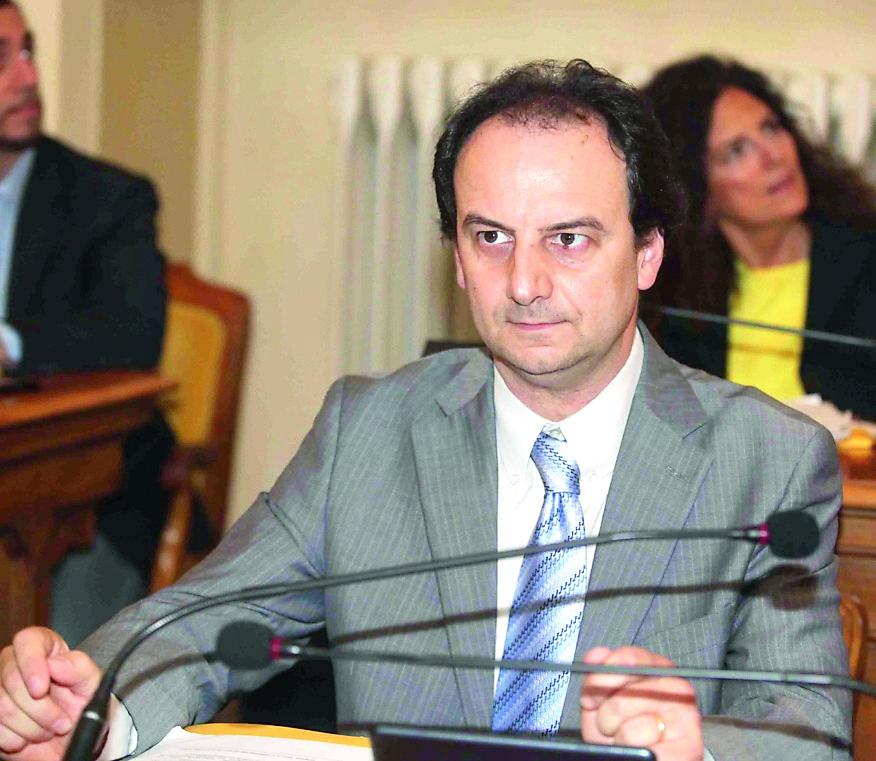 Reggio Emilia, scoppia il caso Cantergiani: perché le opposizioni fanno fronte comune contro l'ex capogruppo Pd