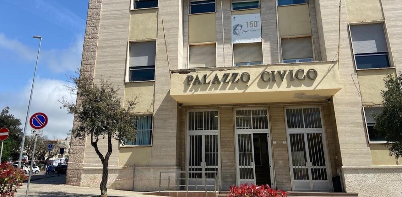 Insulti social alla premier Meloni, il consigliere comunale di Nuoro: «Mi scuso con i cittadini»