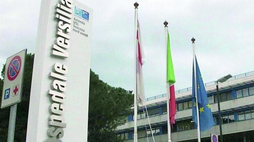 L’ospedale Versilia (foto d’archivio)