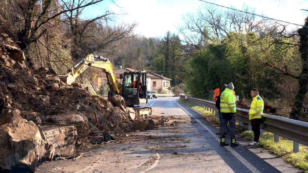 
	La frana che ha colpito la Strada statale del Cerreto, a Fivizzano

