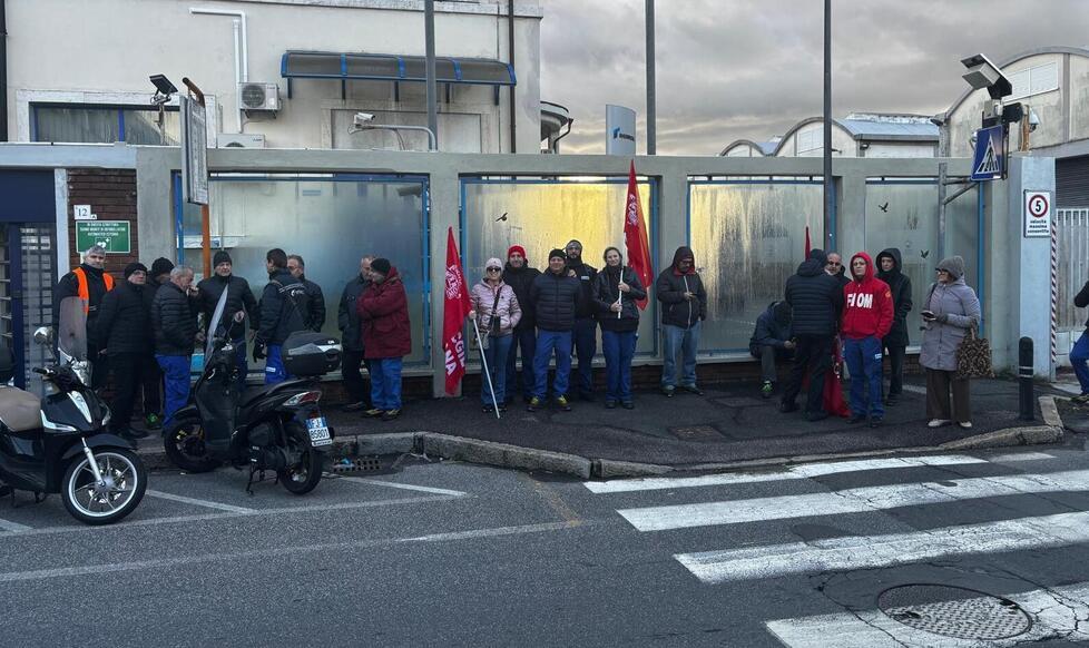 
	L'ultimo presidio organizzato da rsu e Fiom di fronte allo stabilimento Pierburg

