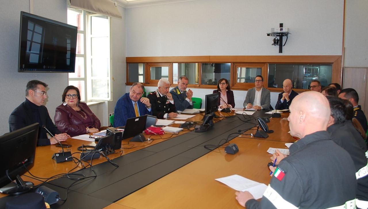 Tragedia Crans-Montana, stretta sulla sicurezza: controlli a tappeto in discoteche e locali