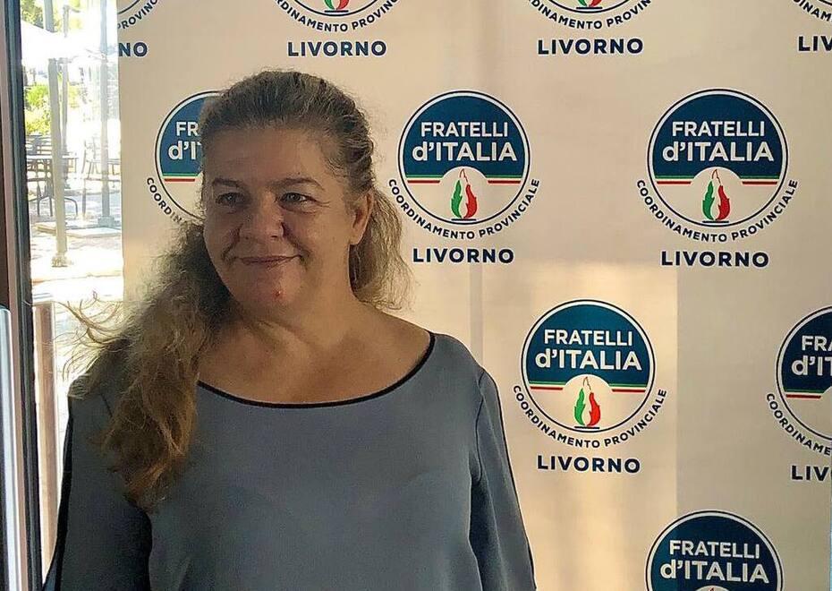 Fratelli d'Italia tra guerre e veleni: il caso “razza bianca” agita Livorno