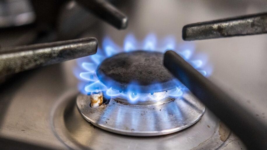 Bolletta del gas più cara per i fragili: la spiegazione di Arera