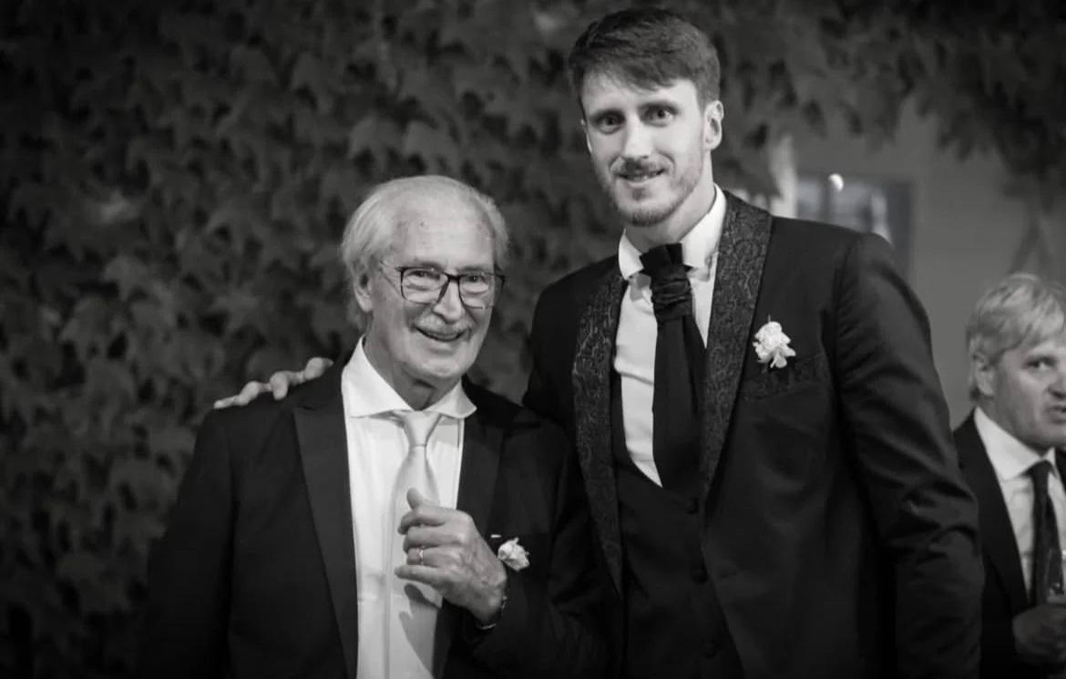 
	<strong>Achille Polonara </strong>con il padre <strong>Domenico</strong> (foto dal profilo Instagram del giocatore)

