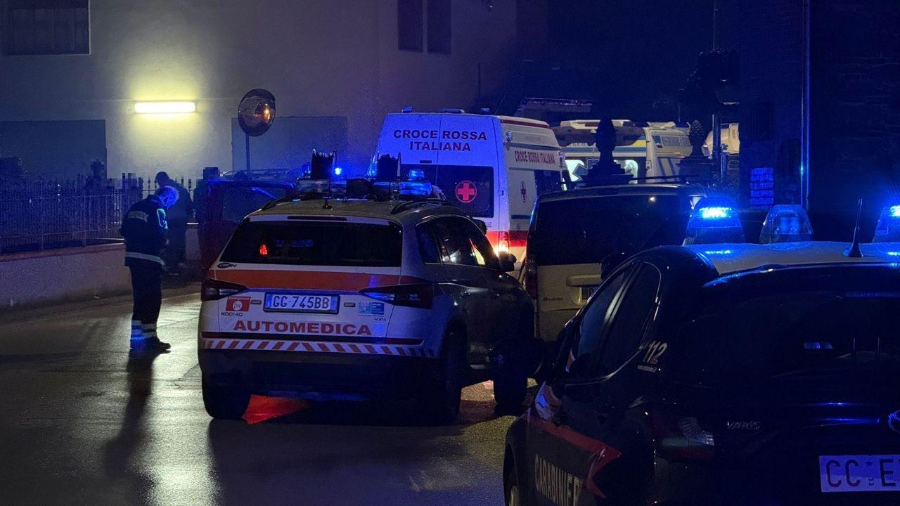 Soccorsi, vigili del fuoco e carabinieri sul posto (foto Nucci-Innocenti)