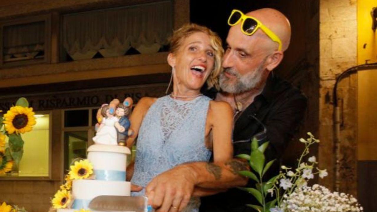 
	Simona con il marito Andrea

