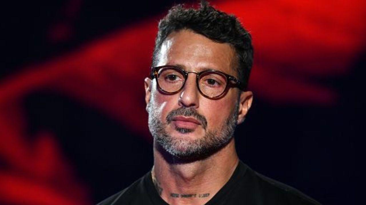 Corona denuncia Mediaset: «Tentata estorsione, vogliono zittirmi ovunque»