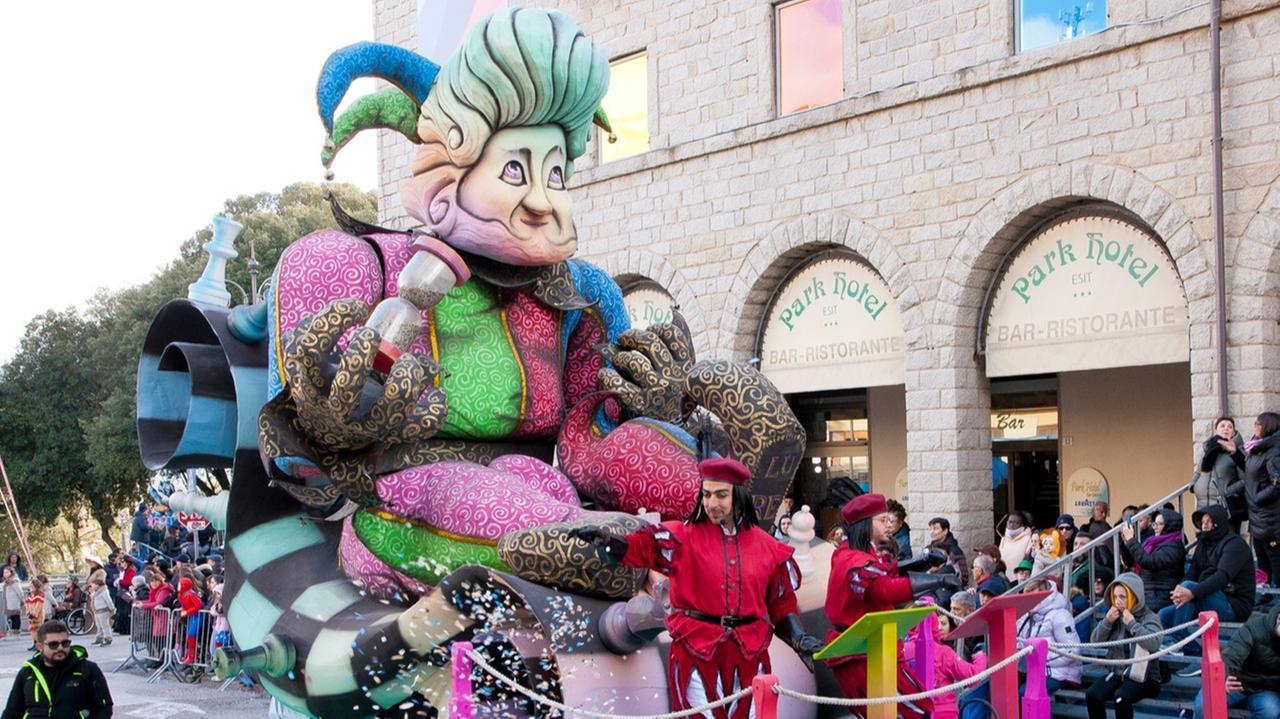 Un’isola turistica anche in inverno, la Regione punta sul Carnevale – Ecco il calendario degli eventi