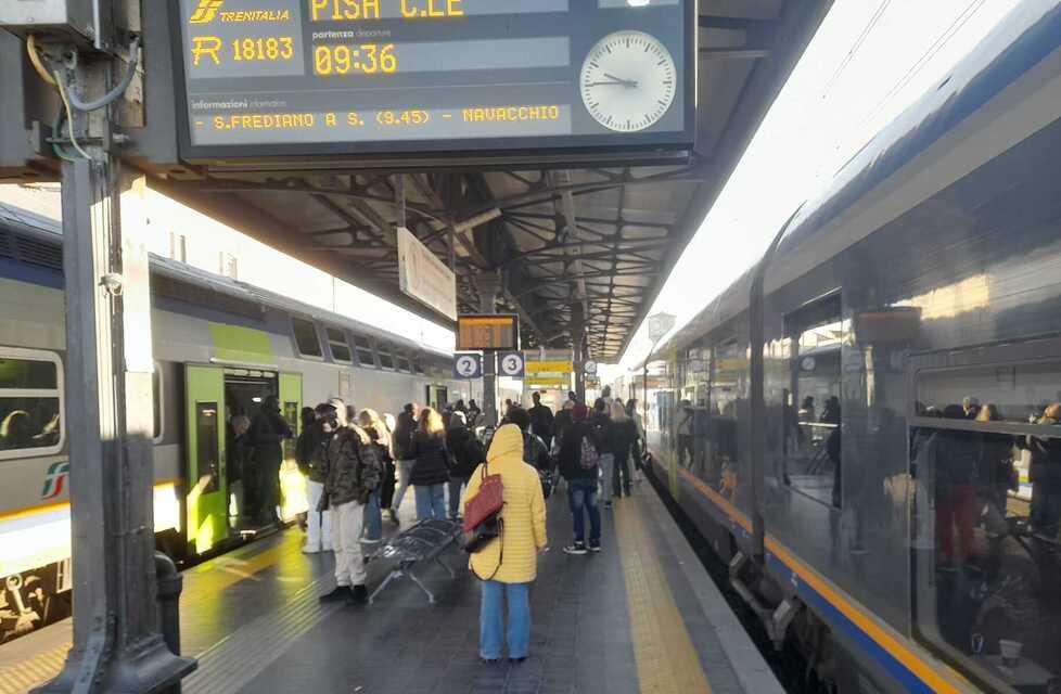 Una metropolitana (di superficie) per collegare tutta la costa in Toscana – L’ultima proposta