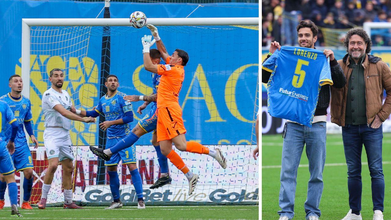 Un'azione e la maglia consegnata a Musetti