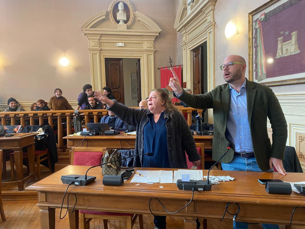 I consiglieri di FdI Marcella Amadio e Alessandro Perini 