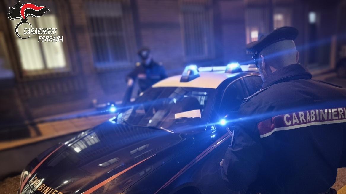 Comacchio, ruba benzina al suo datore di lavoro