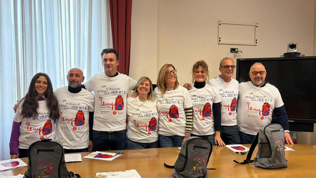 Da Livorno all’Italia, lo zainetto di Terry contro la violenza di genere