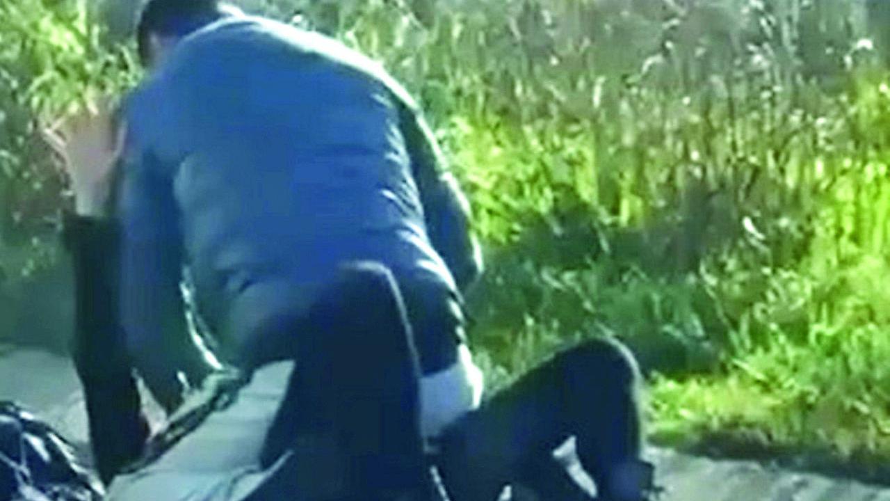 Tentò di uccidere l’ex a coltellate in strada: condannato a 7 anni