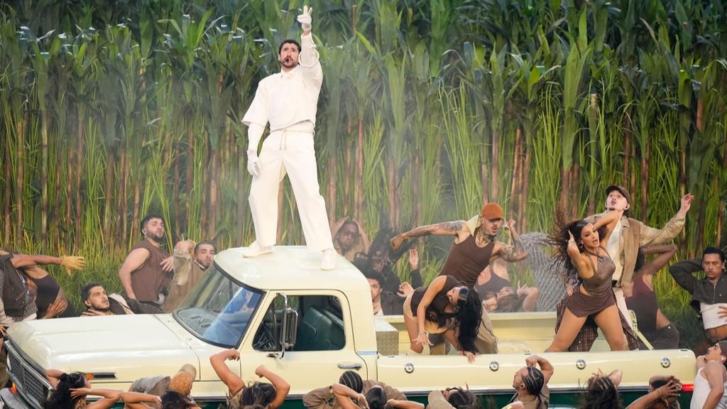 Dal Superbowl alla furia di Trump, tutto quello che c’è da sapere sul fenomeno Bad Bunny