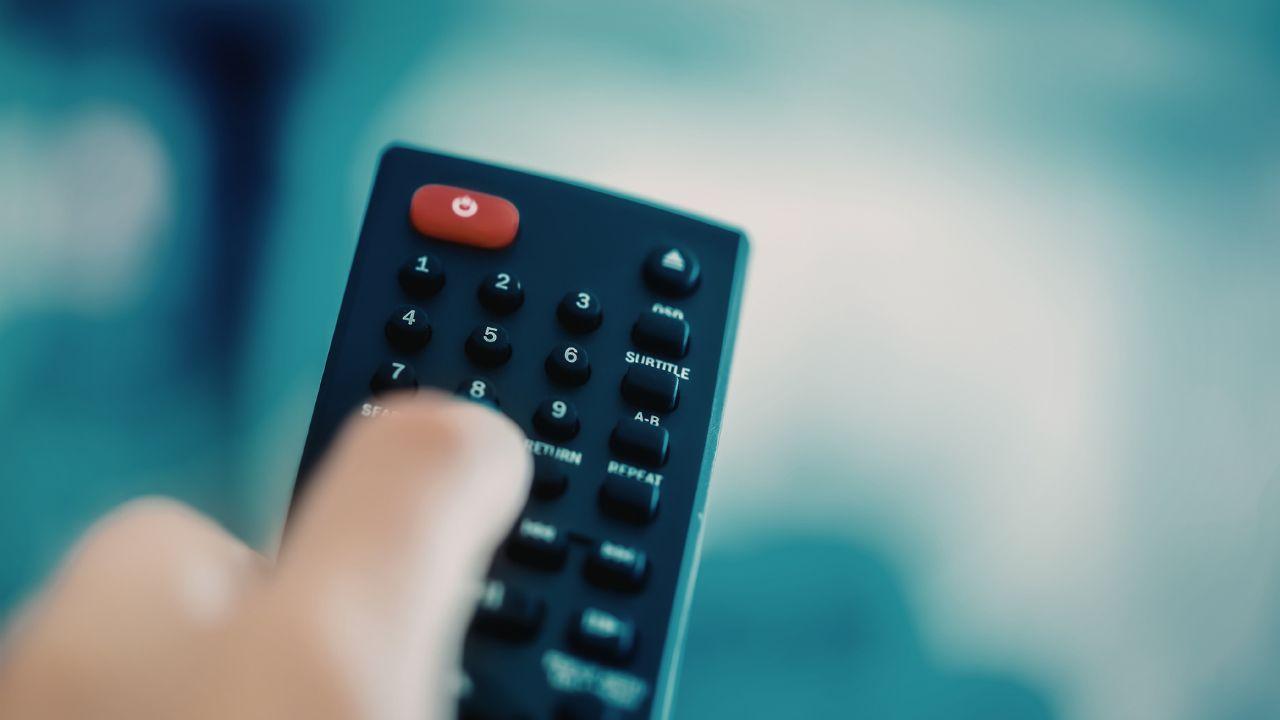 Come vedere la tv gratis su internet: canali sport e cinema senza abbonamento