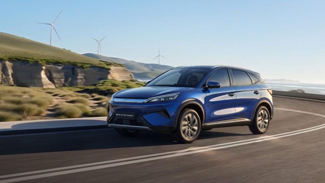 BYD presenta la nuova Atto 3 Evo: il suv sportivo ancora più evoluto