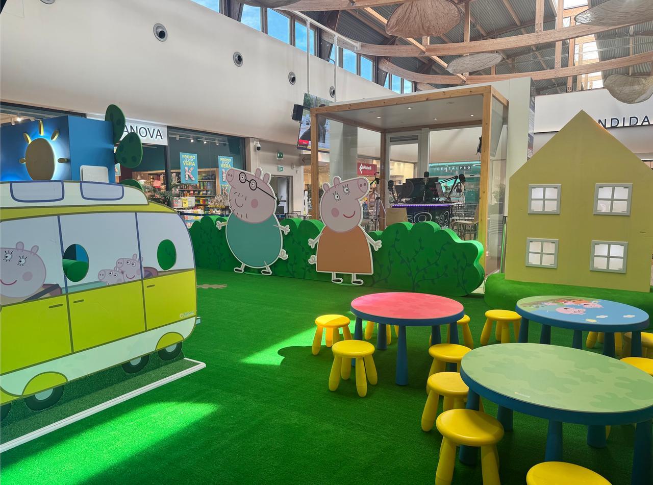 Carnevale ai Petali di Reggio Emilia: arriva il magico Villaggio di Peppa Pig