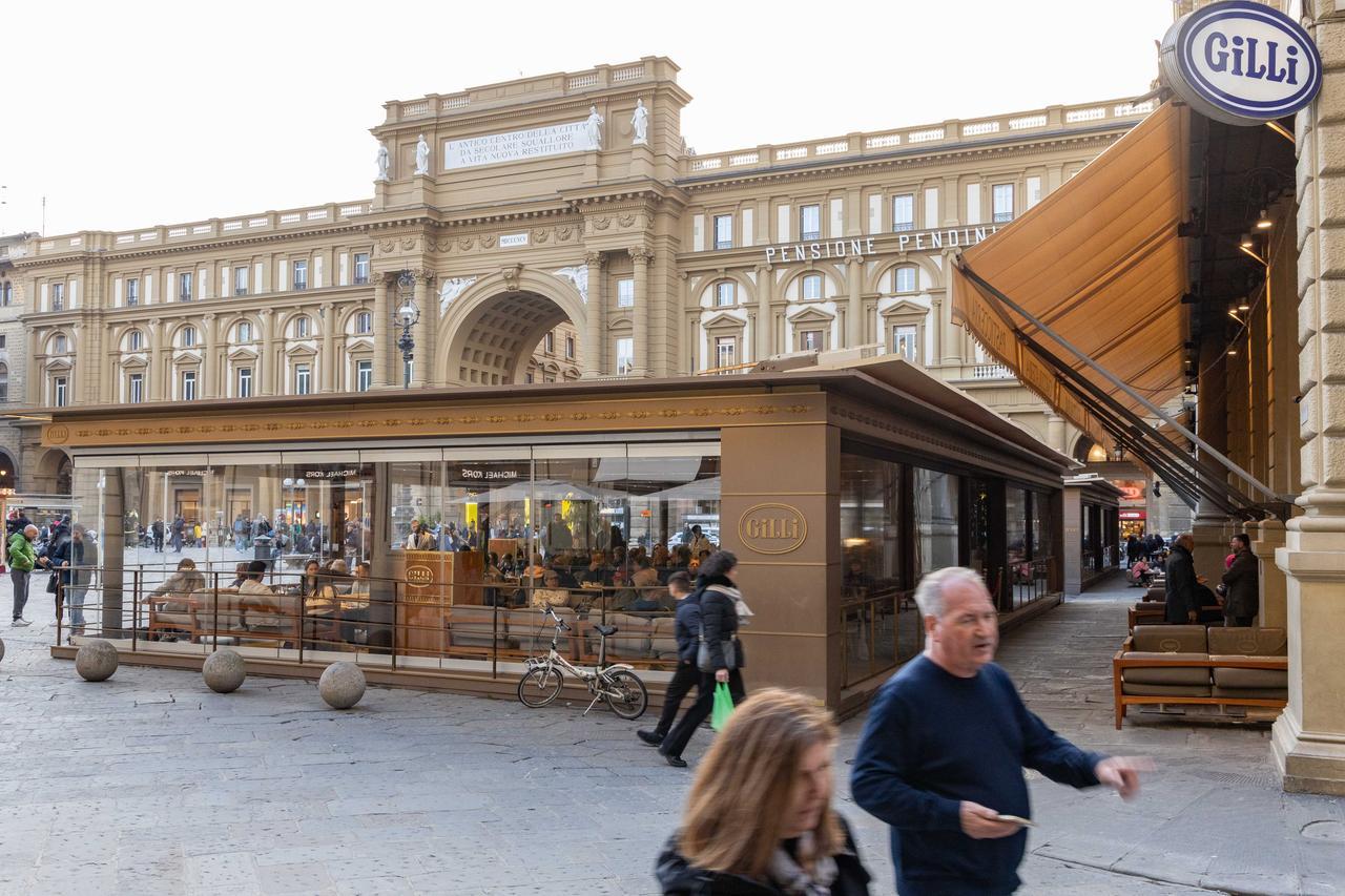 Dehors a Firenze, da oggi la stretta nel centro storico: stop all’aumento delle superfici nell’area Unesco