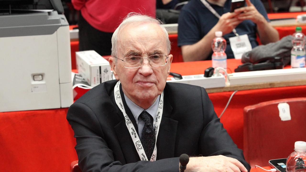 EA7 MILANO vs GRISSIN BON REGGIO EMILIA.GARA 1 FINALI PLAYOFF 2016.DAN PETERSON