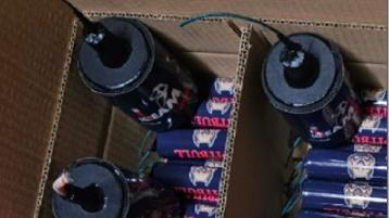 Spediva materiale esplosivo, un comacchiese nei guai