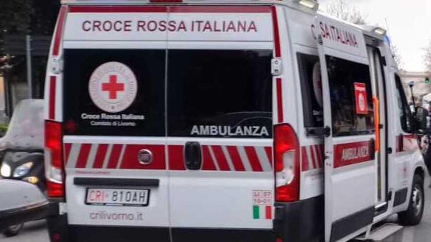 Un’ambulanza della Crore Rossa (Foto d’archivio)