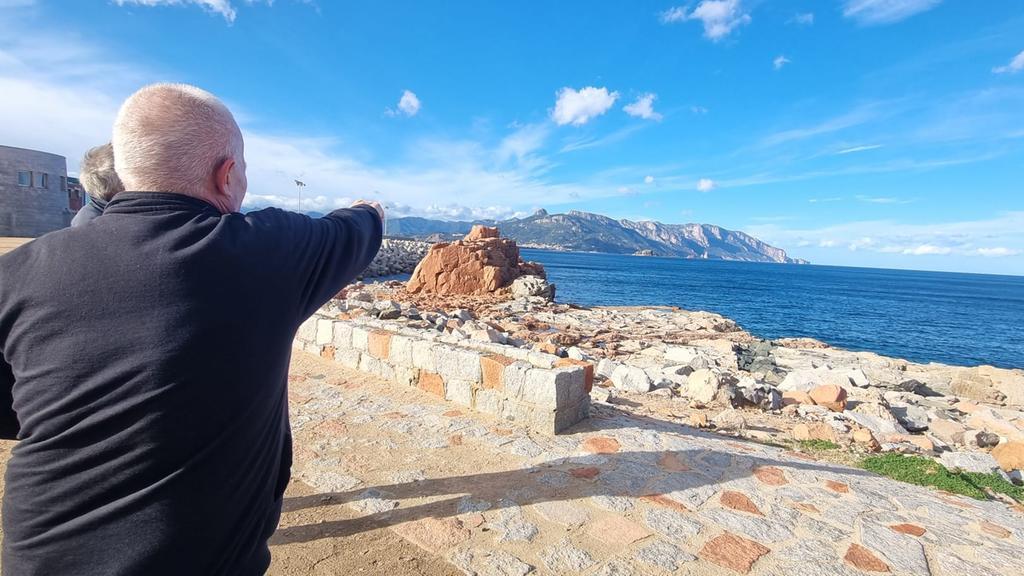 Pescatori morti nella costa orientale, il sindaco Ladu: «Sorpresi dalla tempesta, ma c’era solo l'allerta gialla»