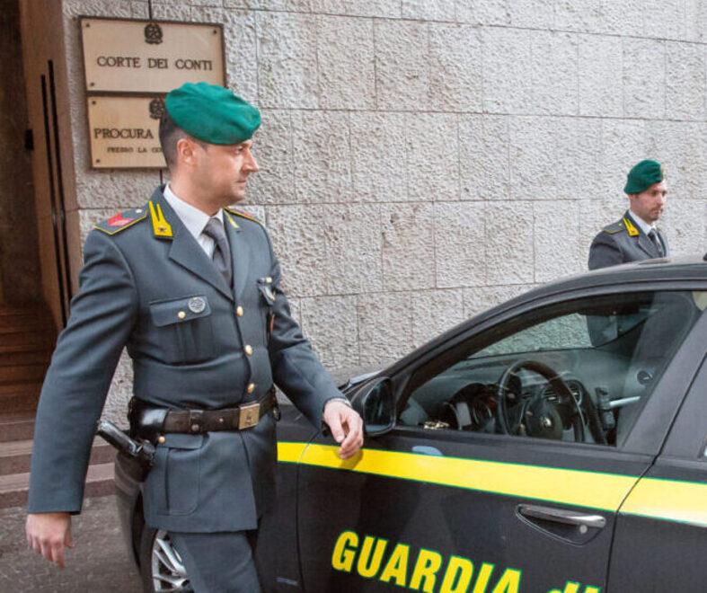 Grosseto, blitz della Finanza in Comune: aperta un’indagine sulle spese