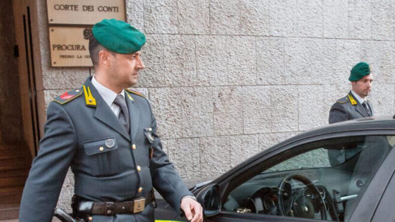 Grosseto, blitz della Finanza in Comune: aperta un’indagine sulle spese