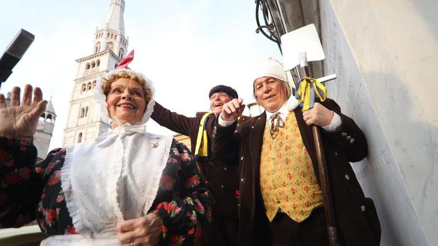 Carnevale a Modena, lo sproloquio di Sandrone – Video e testo integrale
