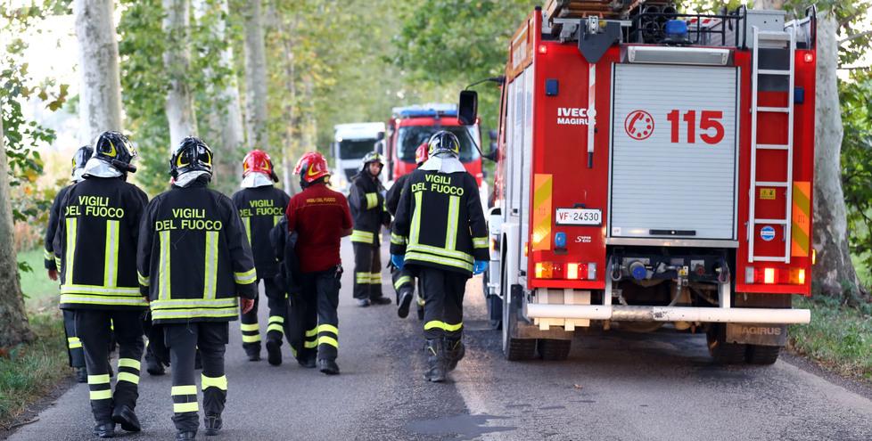 Tentato furto dai vigili del fuoco di Bondeno, i ladri scappano a mani vuote