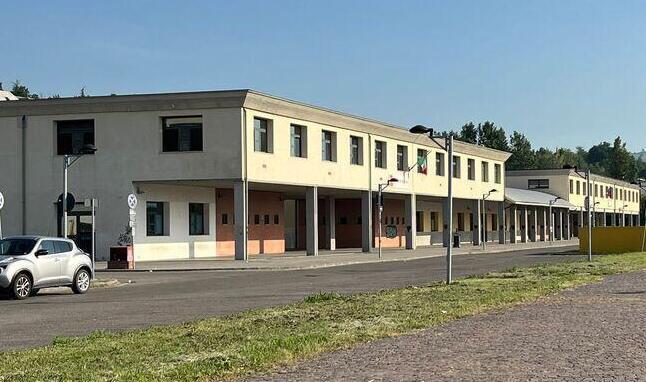 Sassuolo, studente del Volta aggredito da altri due all’uscita da scuola