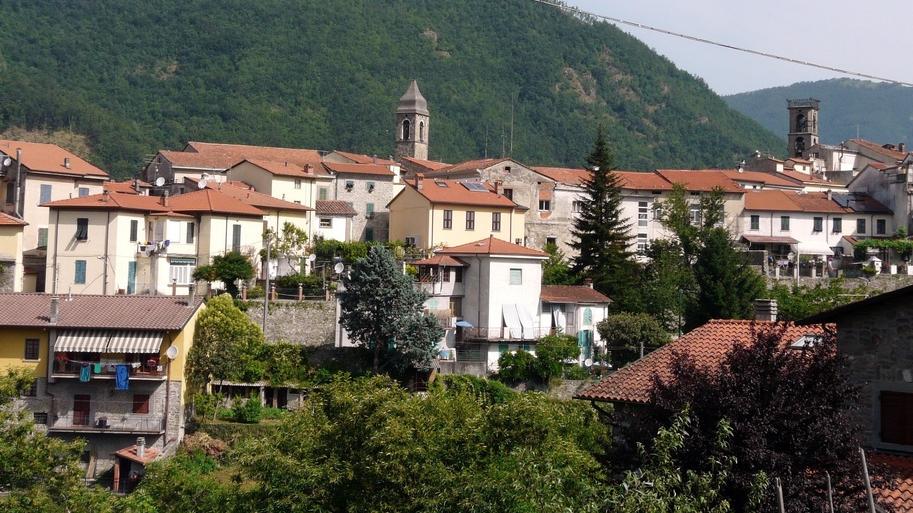 Una veduta di Fivizzano, uno dei 28 borghi dove saranno realizzati gli interventi