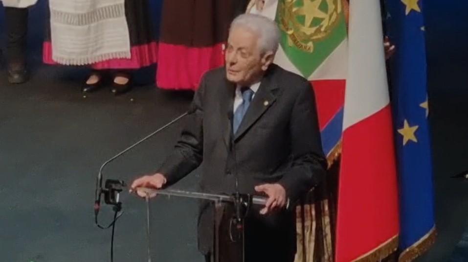 Sergio Mattarella a Nuoro: «Manifestiamo profonda riconoscenza al Nobel Grazia Deledda» – VIDEO