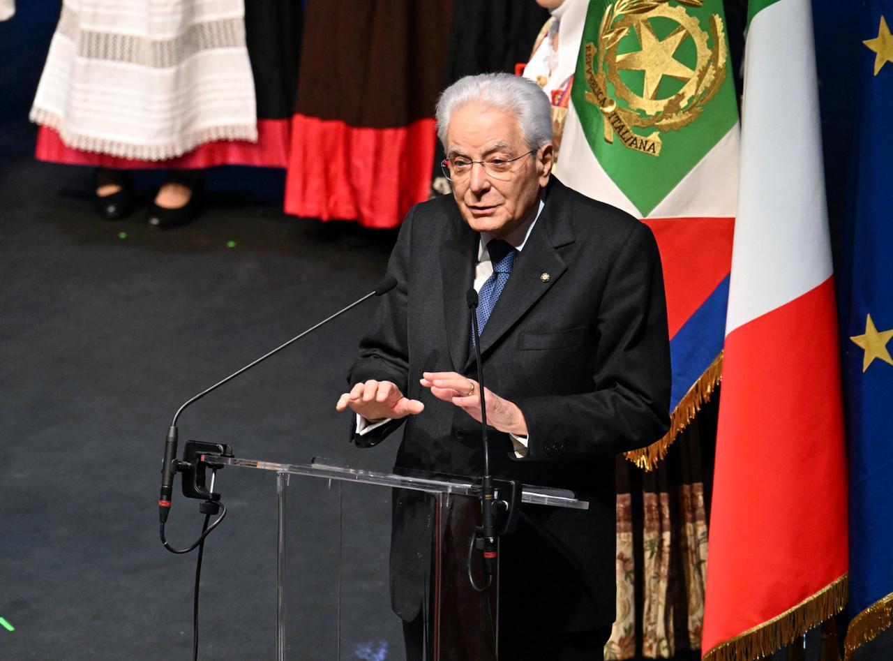 Sergio Mattarella a Nuoro: «Manifestiamo profonda riconoscenza al Nobel Grazia Deledda» – VIDEO