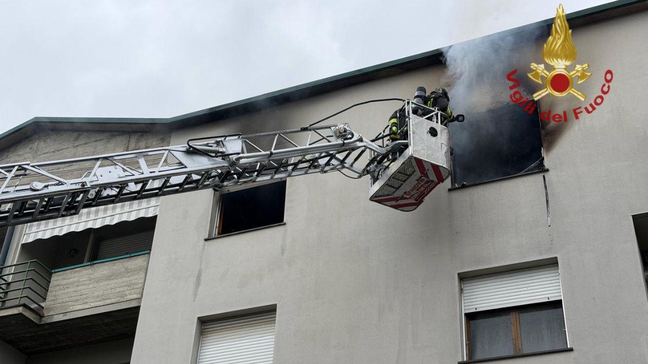 Arezzo, incendio in un appartamento: muore a 55 anni