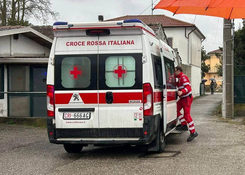 Francolino, scontro di gioco tra due calciatori: giovane a terra privo di sensi