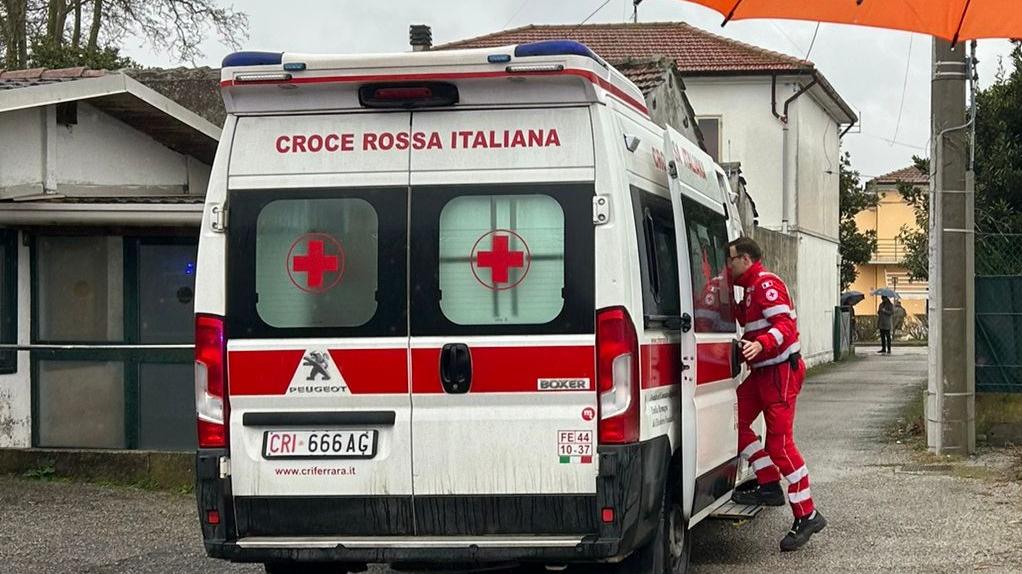 Francolino, scontro di gioco tra due calciatori: giovane a terra privo di sensi