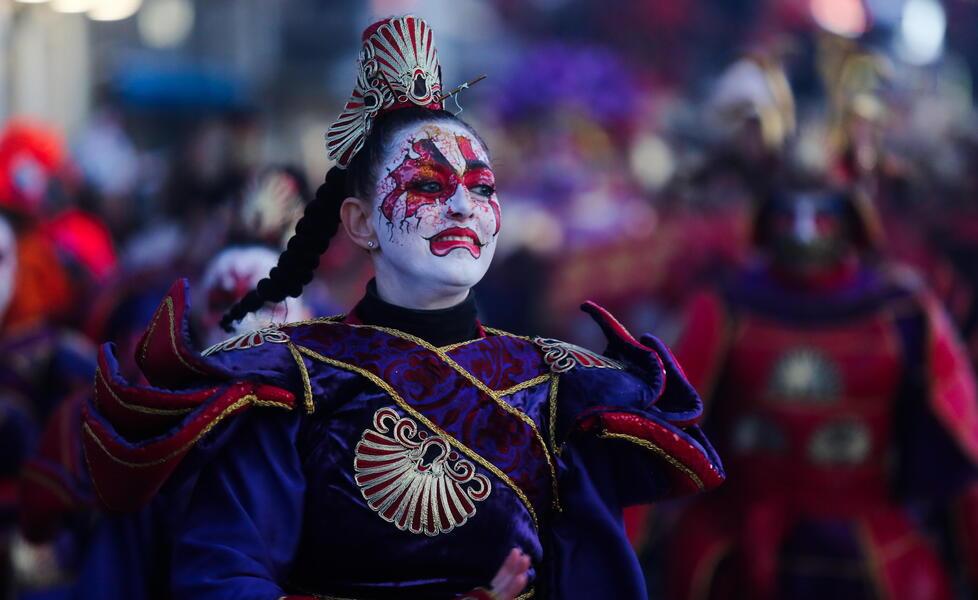 
	Una maschera&nbsp;al Carnevale di Viareggio (foto Roberto Paglianti e Iacopo Giannini)

