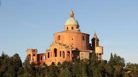 Tra San Luca e il museo delle Illusioni si fa squadra e si studia con dinamismo