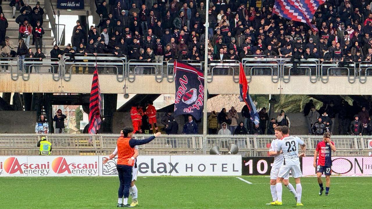 Cuore, gambe e testa, per la Torres un capolavoro firmato Alfonso Greco